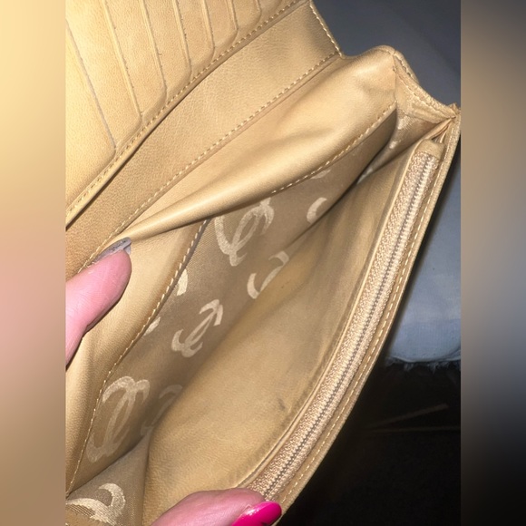 Chanel Caviar Long Wallet on Chain w/COA - Picture 5 of 10